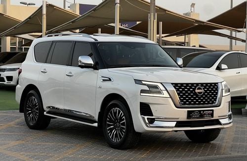 Nissan Patrol LE Platinum City Nissan patrol platinum V8 Model 2022 Gcc specs Original paint no accident, full che