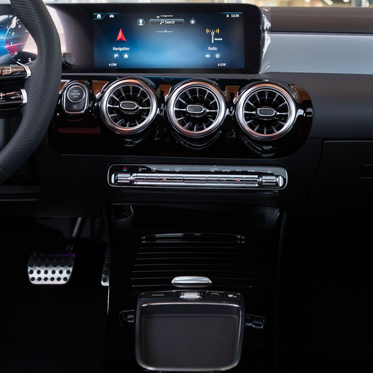 مرسيدس بنز CLA 200 2026 Mercedes Benz CLA200 AMG, 5 Years Dealer Warranty, GCC Specifications