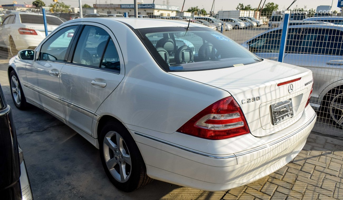 Mercedes-Benz C 230