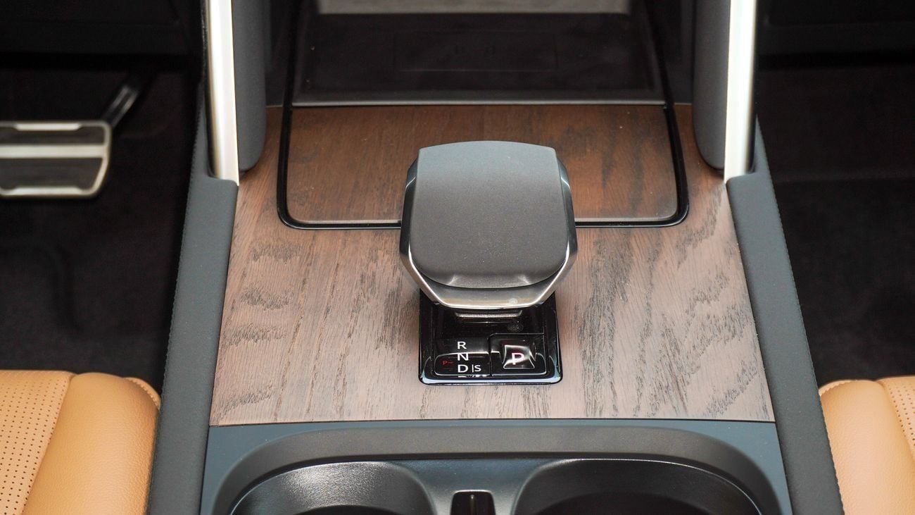 لاند روفر دسكفري سبورت SE P250 DYNAMIC 2025!! FIVE YEARS WARRANTY!! THREE YEARS SERVICE CONTRACT