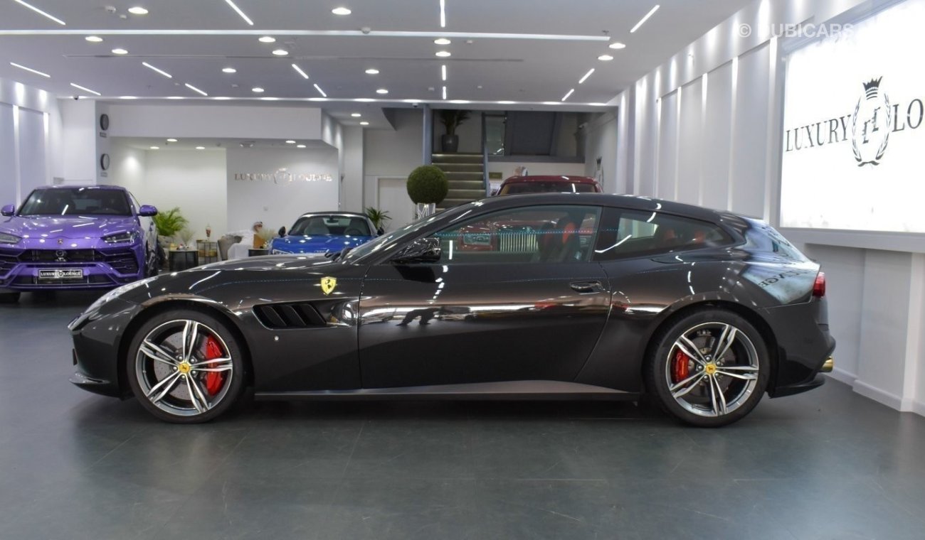 فيراري GTC4Lusso GTC4 LUSSO