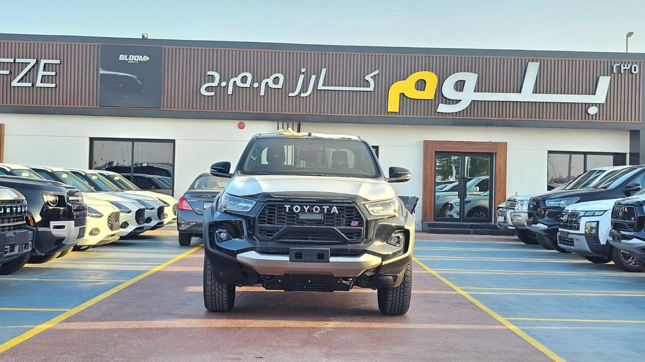تويوتا هيلوكس GR SPORT GR SPORT