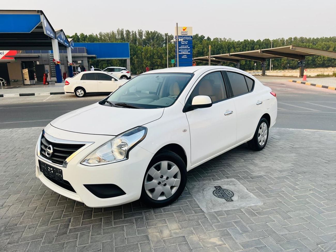 Nissan Sunny SV