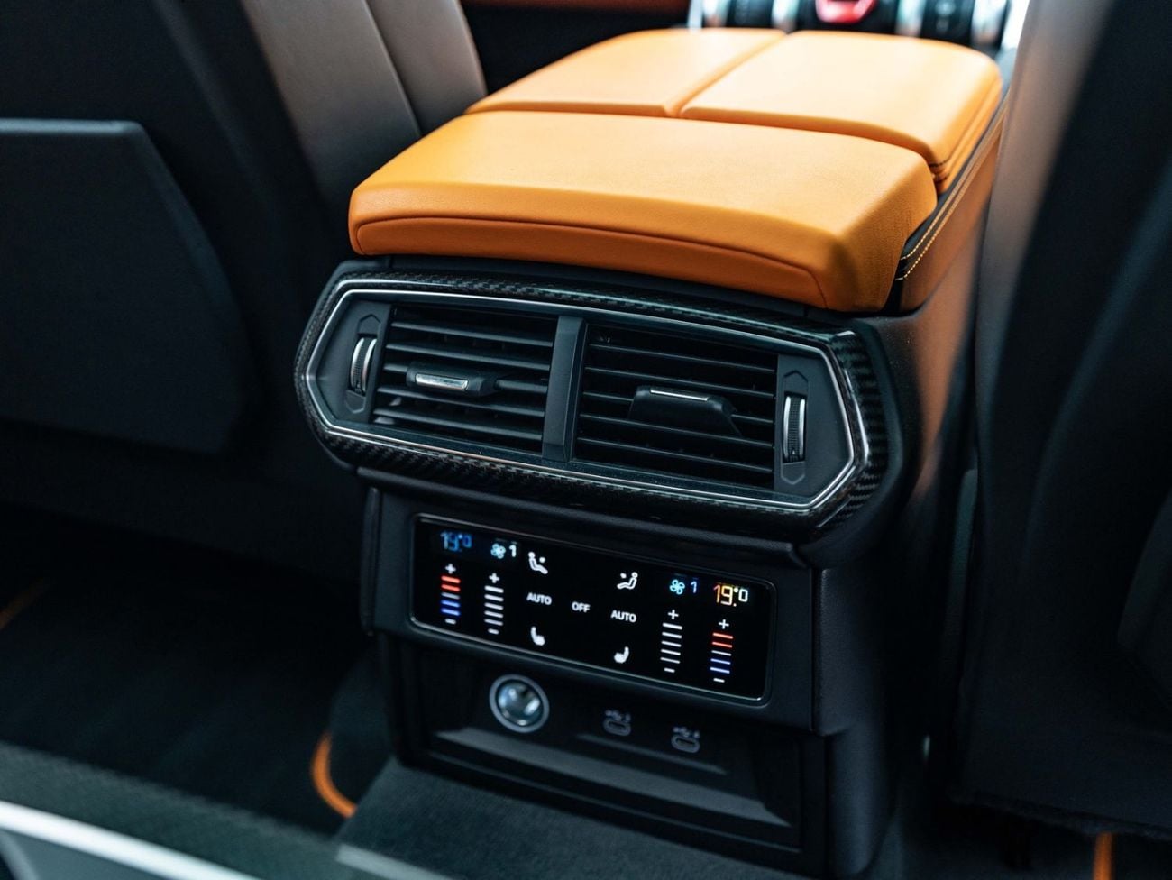Lamborghini Urus STD