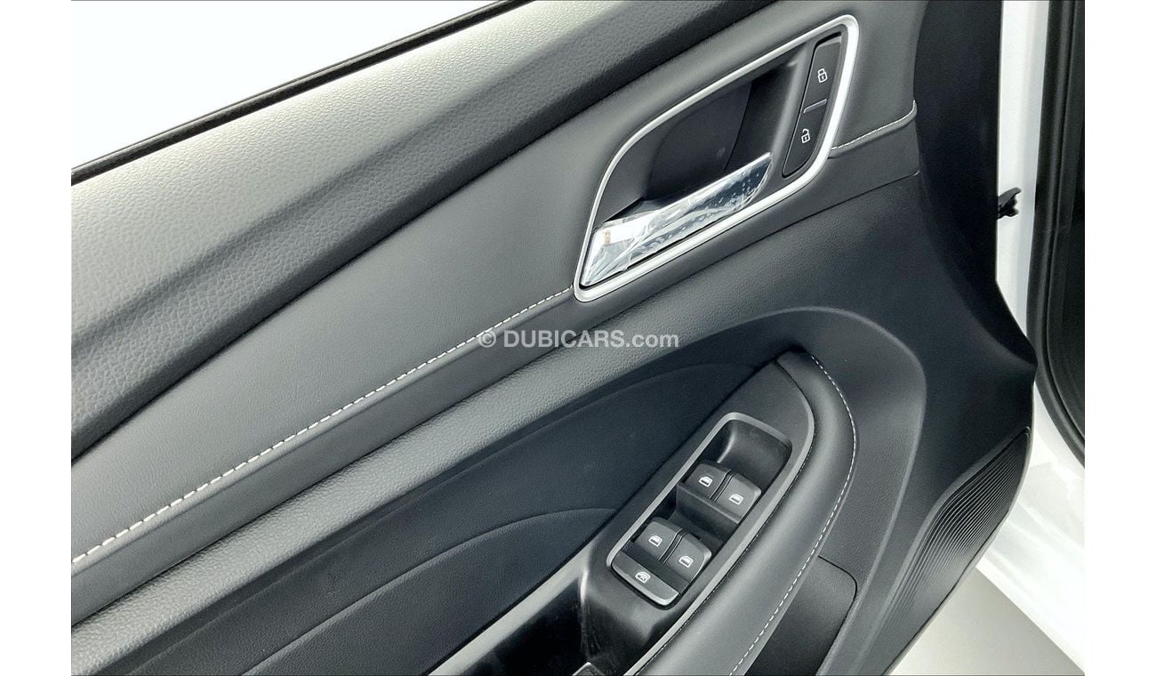 أم جي 5 Standard