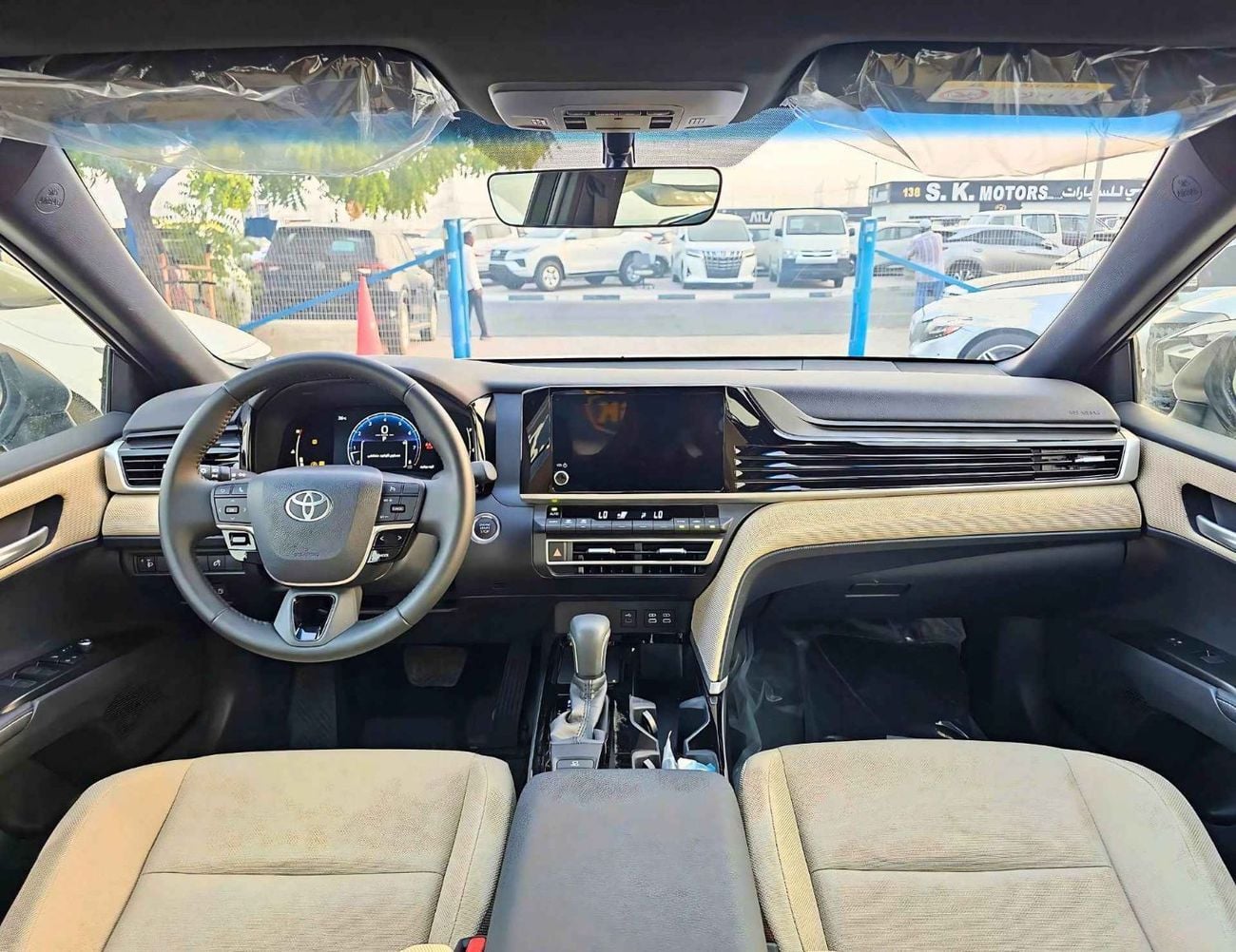 Toyota Camry LE / 2.5L V4 PETROL / PUSH START / DVD CAMERA / SUNROOF (CODE # CPTLE)