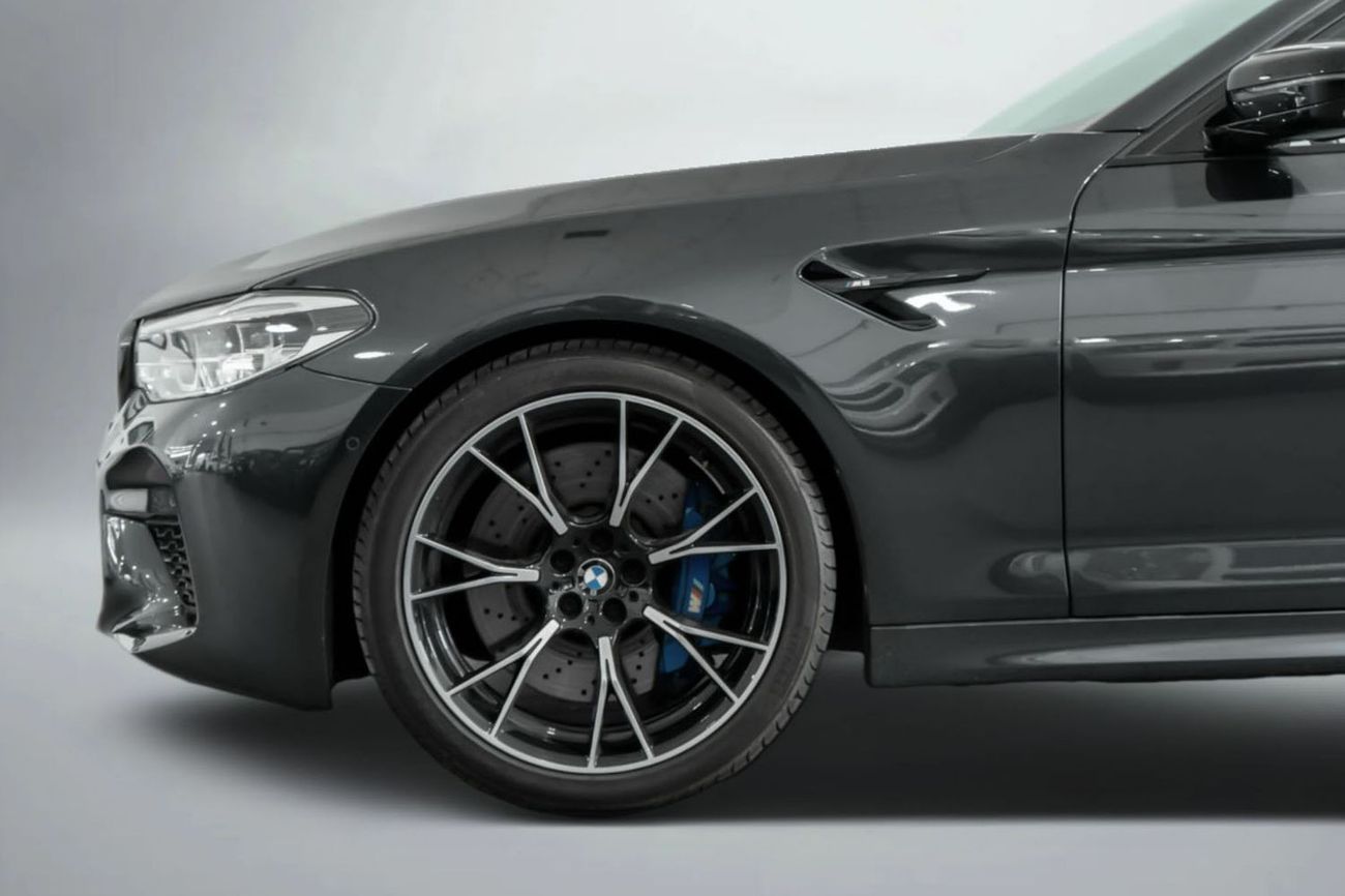 BMW M5 Competition 4.4L (617 HP)