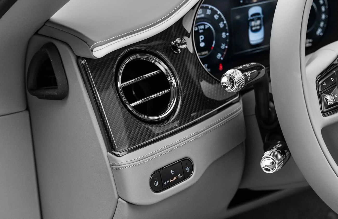 بنتلي كونتيننتال 4.0 V8 TFSi Engine + eMotors