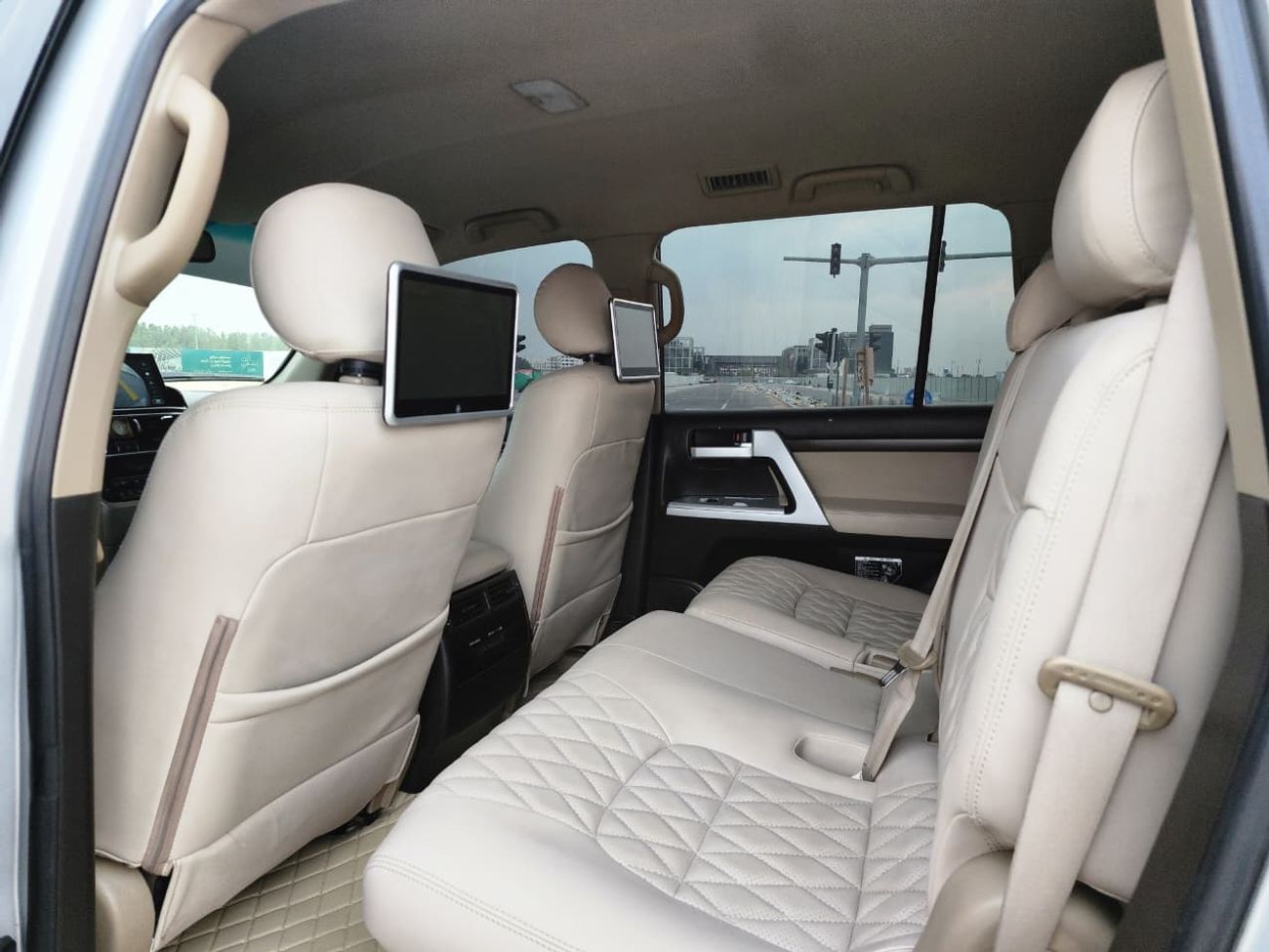 Toyota Land Cruiser TOYOTA LAND CRUISER GXR V6 MODEL 2009 UPGRADE 2024