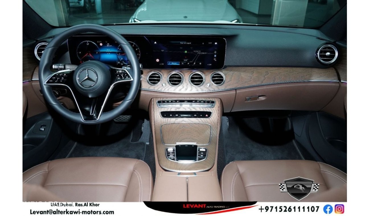 مرسيدس بنز E300 MERCEDES E 300 2021 GCC WITH LOW MILEAGE