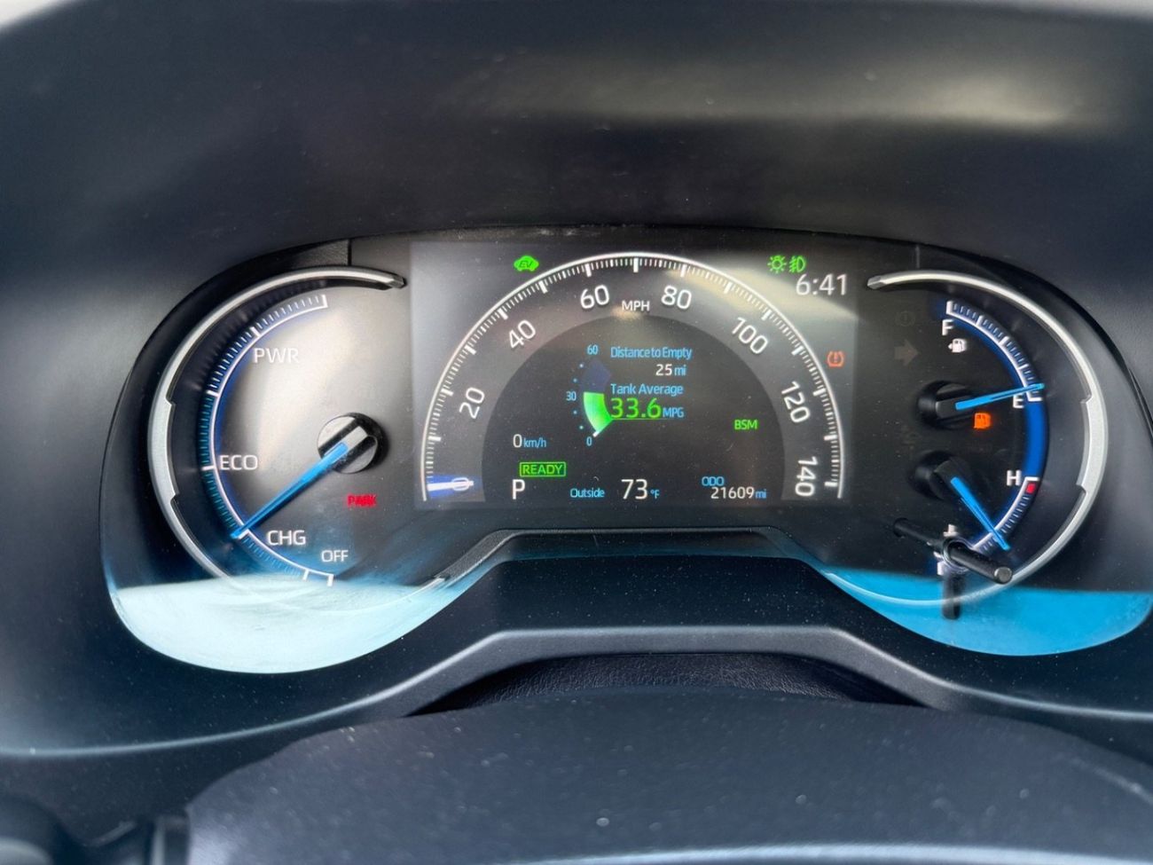 تويوتا راف ٤ RAV4 xle premium Hybrid 4x4