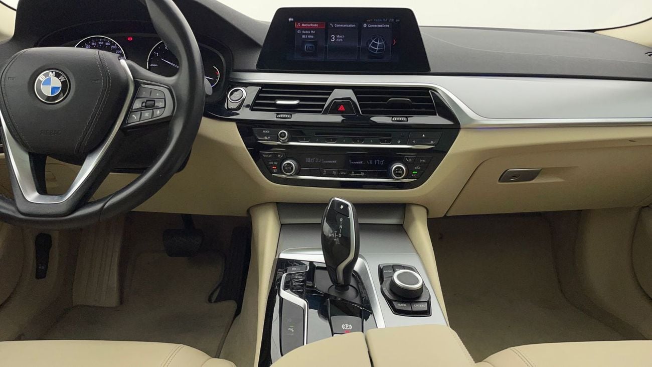 بي أم دبليو 520i 2L 2020 | 0 DP | 1202/Month | 30 Day Return | Service History