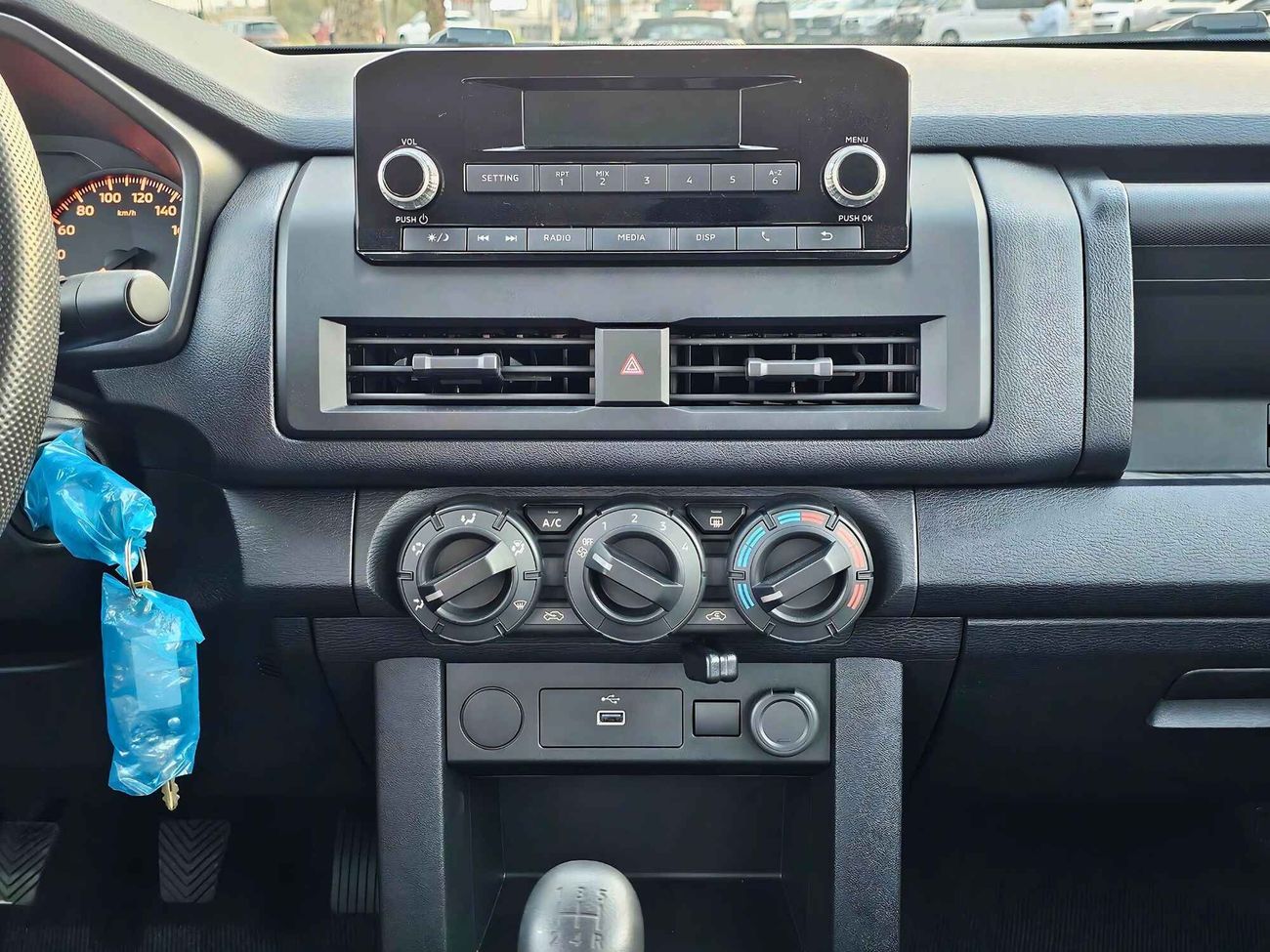 Mitsubishi L200 GLX Triton/ 2.4L Petrol / M/T, Double Cabin / 2024MY, Different Colors Available QUANTITY.