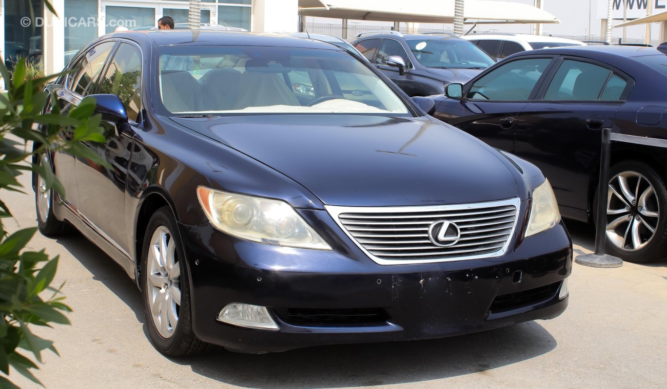 Lexus LS460