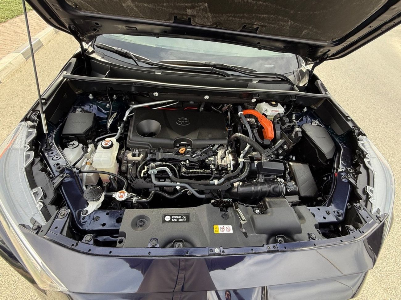 تويوتا راف ٤ VXR HEV 2.5L (219 HP) AWD