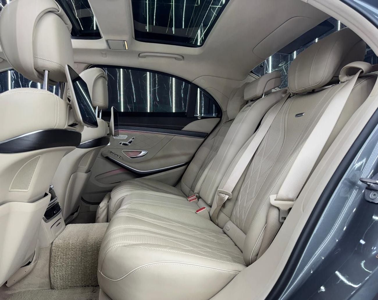 Mercedes Benz S63 AMG STD 4.0L V8 | Maybach Kit| Custom Tiffany green & glitter wrap/pink  finish