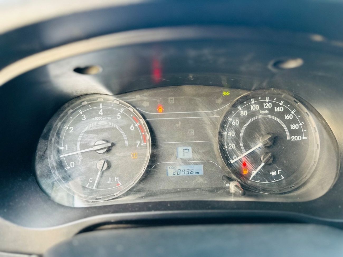 Toyota Hilux GLX 2.7L Double Cab Utility A/T