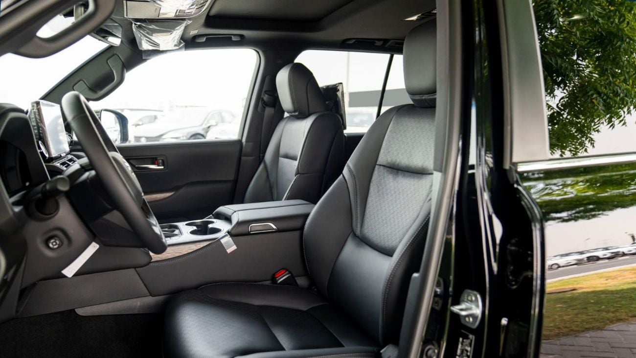 Toyota Land Cruiser VXR 3.5L TWIN TURBO FULL OPTION 2025