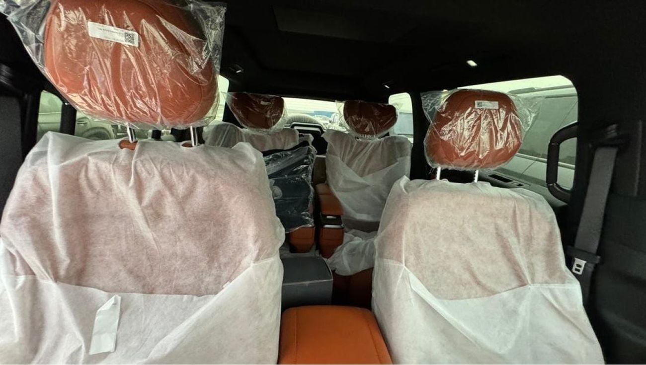 روكس 01 Polestones Rox Motor 01 Premium SUV  3-Row 6-Seater