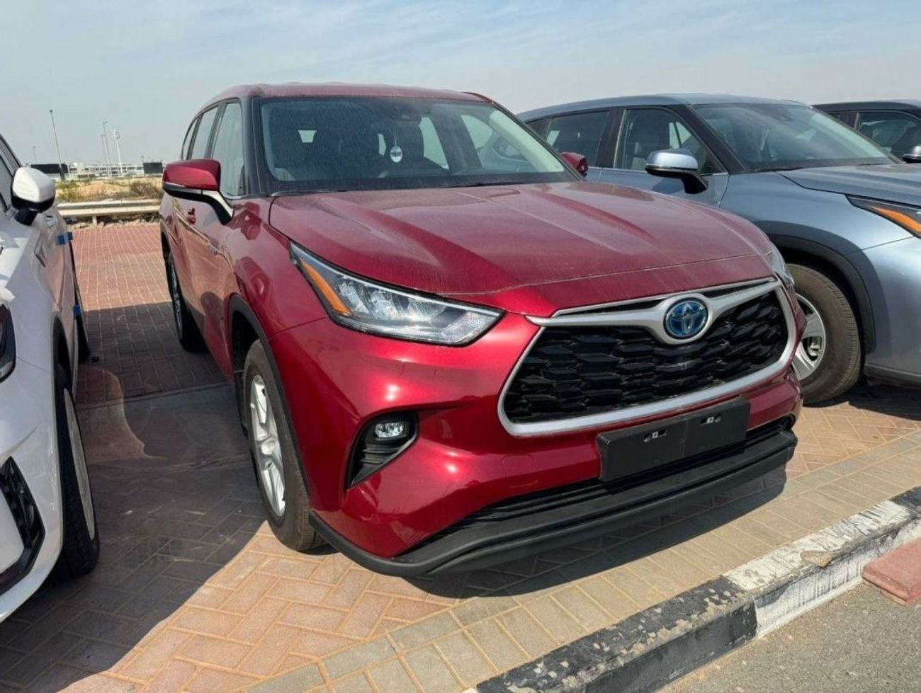 Toyota Highlander 2.5L HYBRID AUTOMATIC ZERO KM