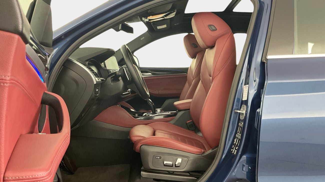 BMW X4 xDrive 30i Executive | upto AED 20,000 Ramadan Discount | Guaranteed Warranty | 0 Down Payment