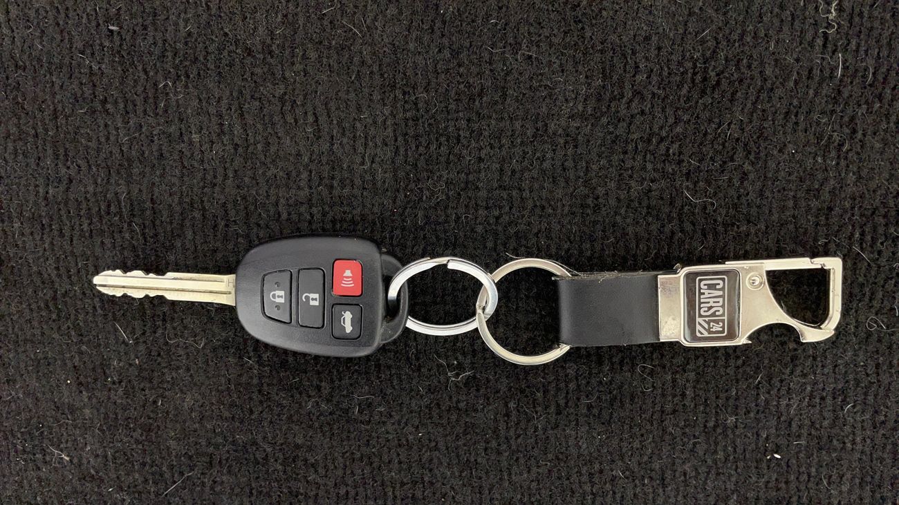 تويوتا كورولا SE 2 | بدون دفعة مقدمة | اختبار قيادة مجاني للمنزل