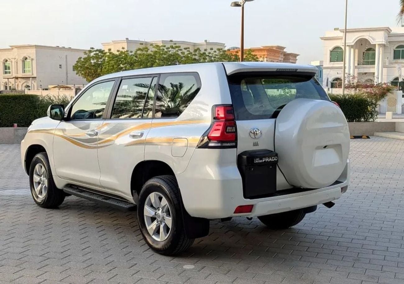 Toyota Prado Toyota prado 2022MODEL TXL 2.7L v4 petrol Engine Colour White Transmission Automatic Interior.Begie