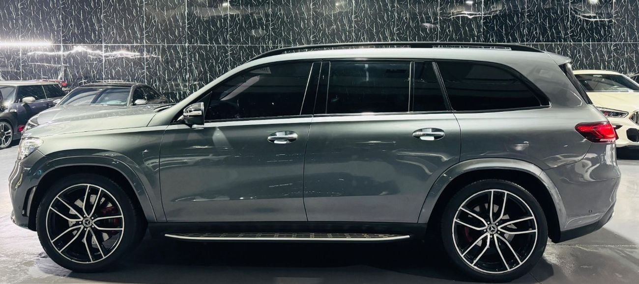 مرسيدس بنز GLS 580 2020 Mercedes-Benz GLS 580 4MATIC GCC