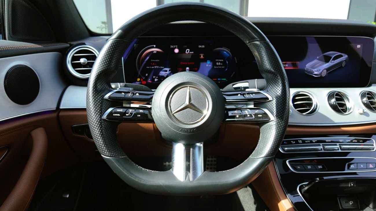 Mercedes Benz E200 MERCEDES-BENZ E200 AMG 2022