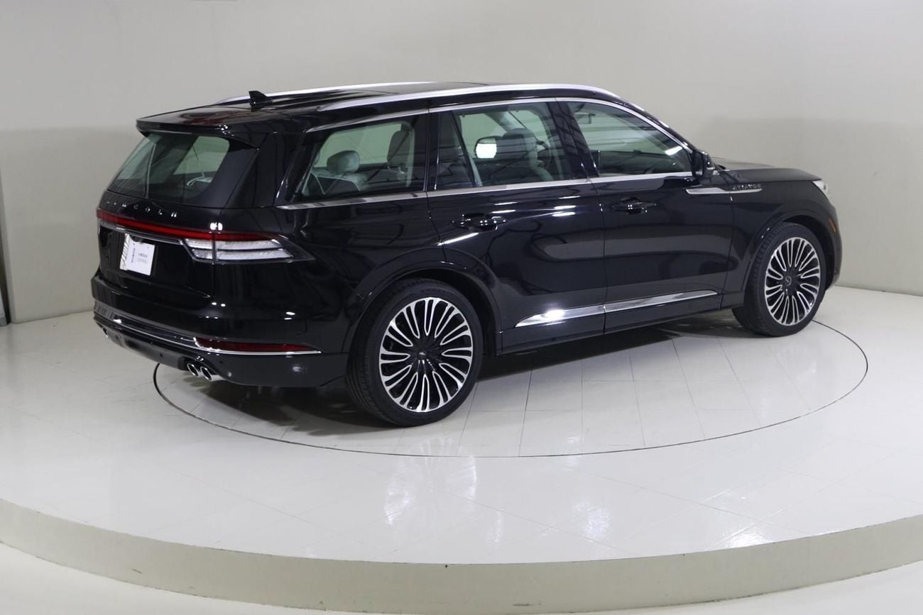 Lincoln Aviator Presidential 3.0L AVI923 / FREE Insurance + Registration / AL TAYER MOTORS / AL QOUZ SHOWROOM