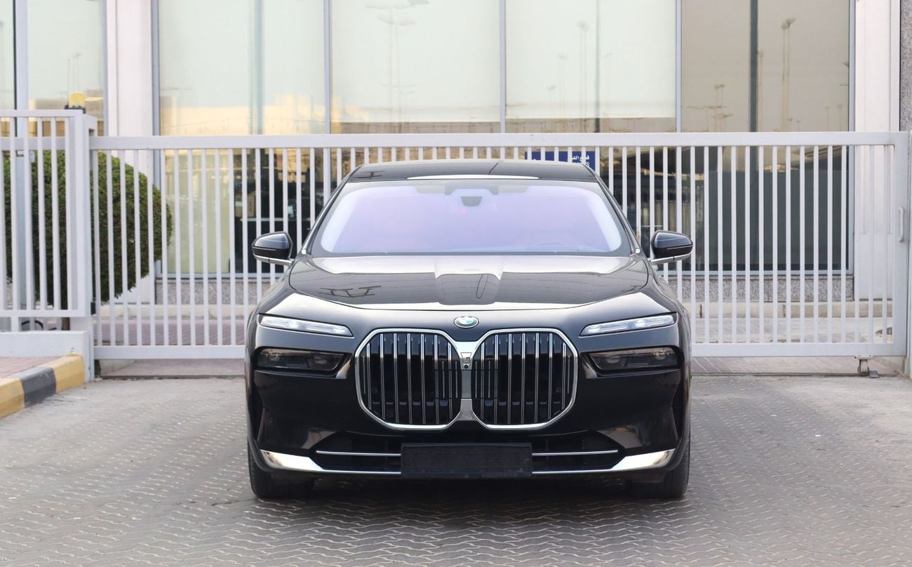 BMW 735i EXCLUSIVE PURE EXCELLENCE