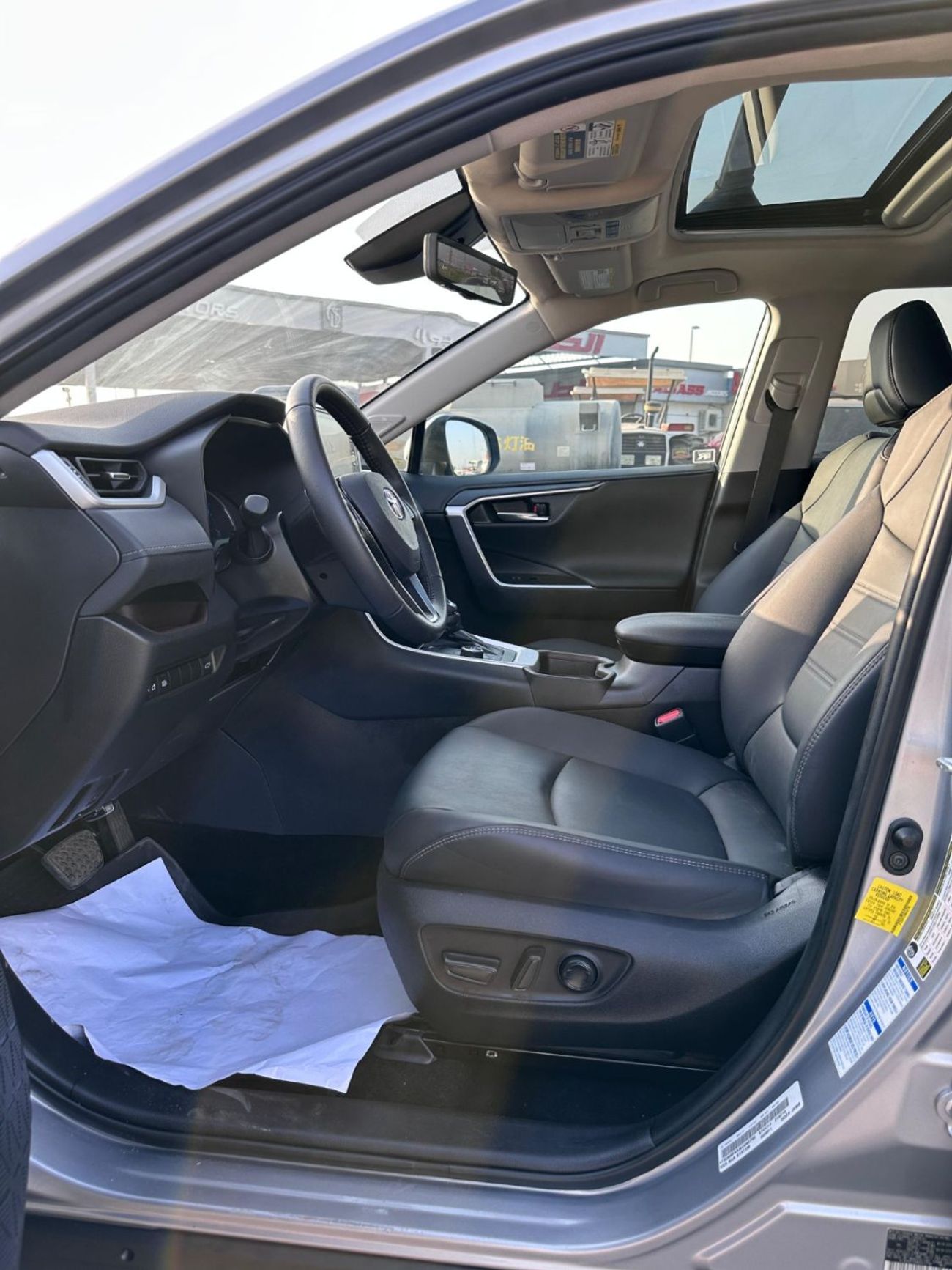 تويوتا راف ٤ RAV 4 2021 4WD PETROL HYBRID LEFT HAND