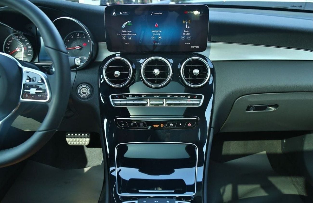 مرسيدس بنز GLC 300 AMG 2022 Luxury Compact SUVs Impressive Overall Performance