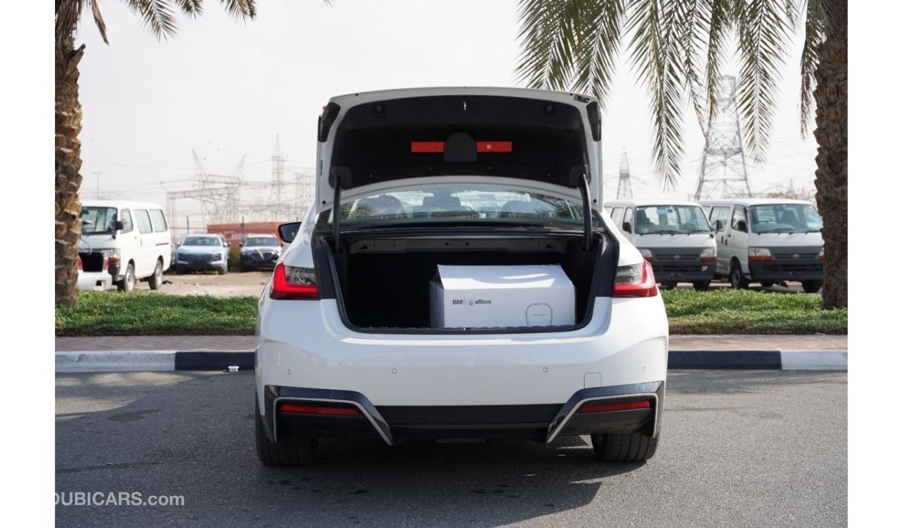 بي أم دبليو i3 2024 BMW I3 E-DRIVE 40L White RED 0KM