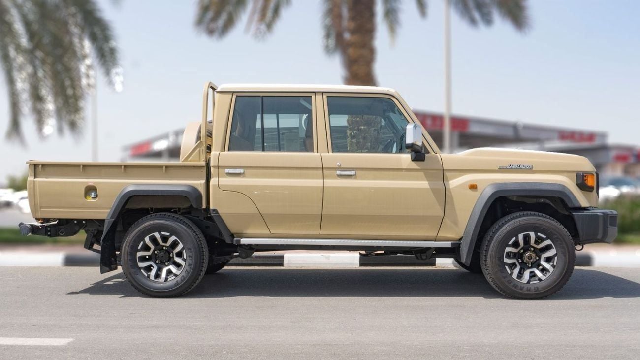 تويوتا لاند كروزر بيك آب 2025 Toyota Land Cruiser LC 79 DC 2.8L AT Diesel Full Option