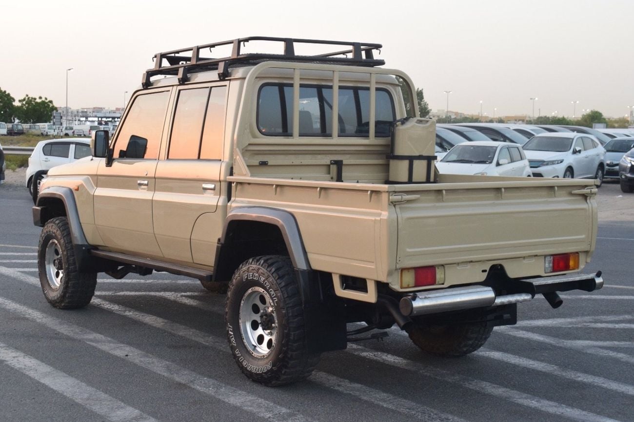 تويوتا لاند كروزر بيك آب Double Cabin 4.5L