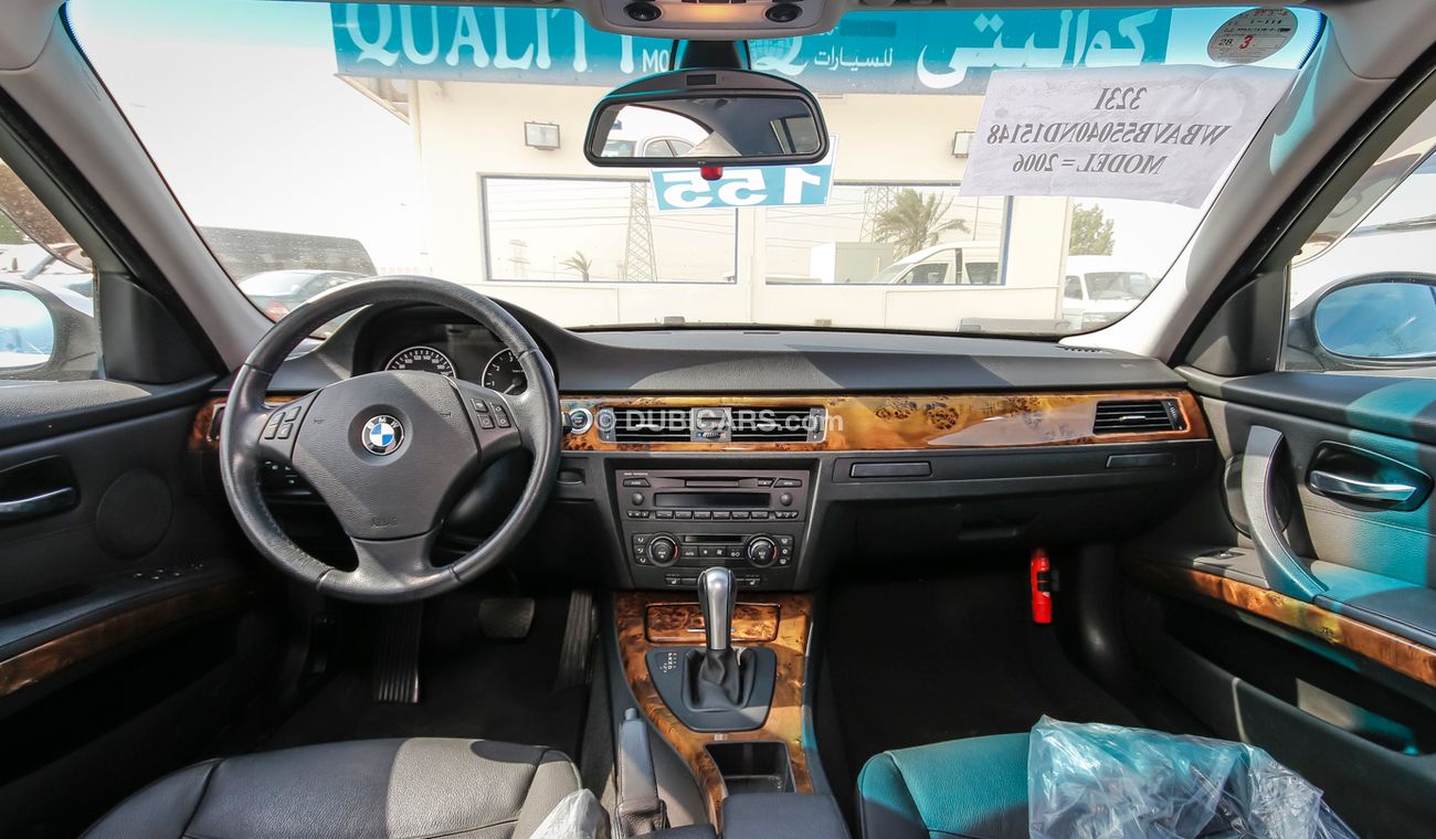 BMW 323 i