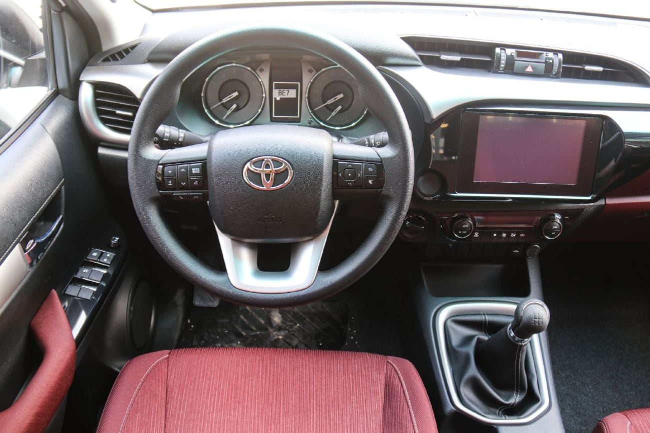 Toyota Hilux GLX 2.7L MT 2026 without push start
