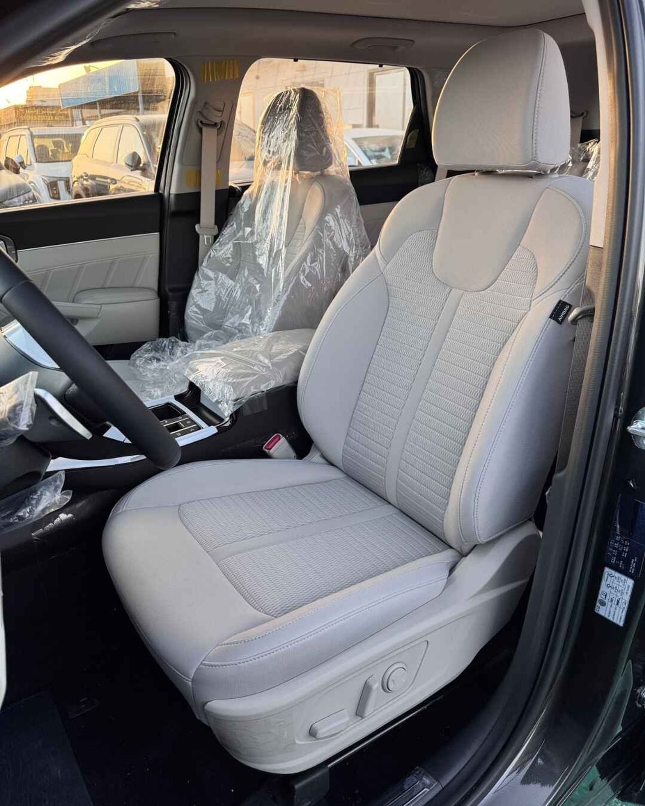 Kia Sorento 1.6T (HYBRID) - 2025 MODEL -MID OPTION
