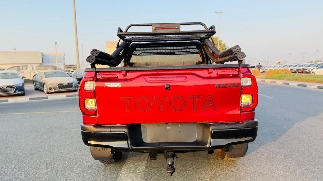 تويوتا هيلوكس -