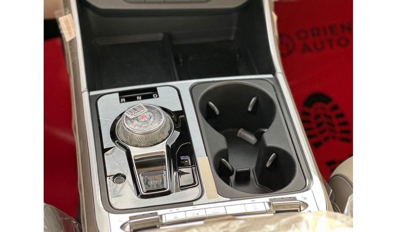 Kia Carnival Brand New Kia Signature 3.5L 9 Seats FWD Korean Spec