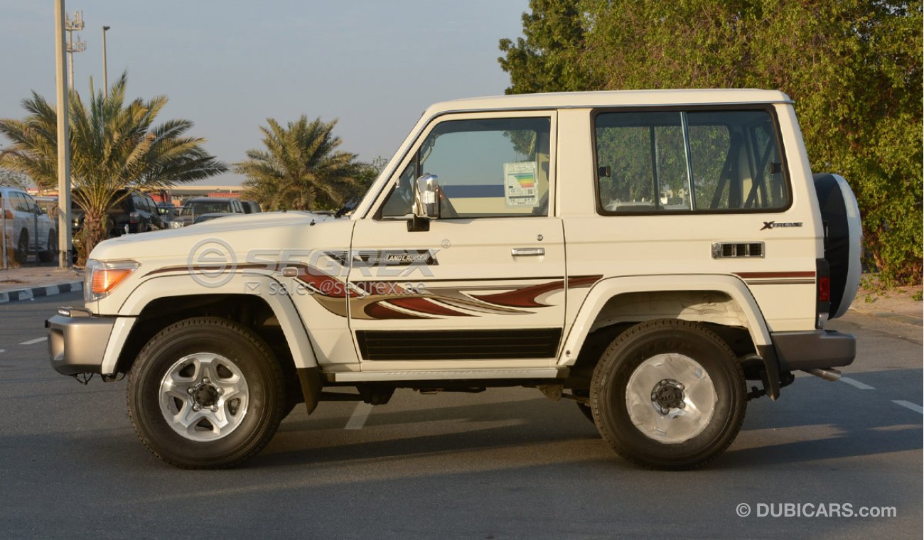 تويوتا لاند كروزر هارد توب LC71 , 4.0L Petrol - with Additional Accessories (Cool box, Compressor, Winch)