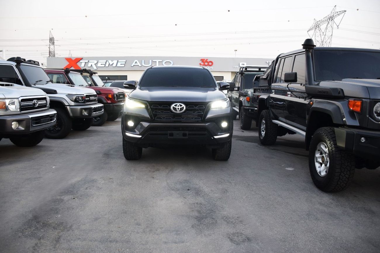 Toyota Fortuner 4X4 Diesel 2.8L (Right Hand)