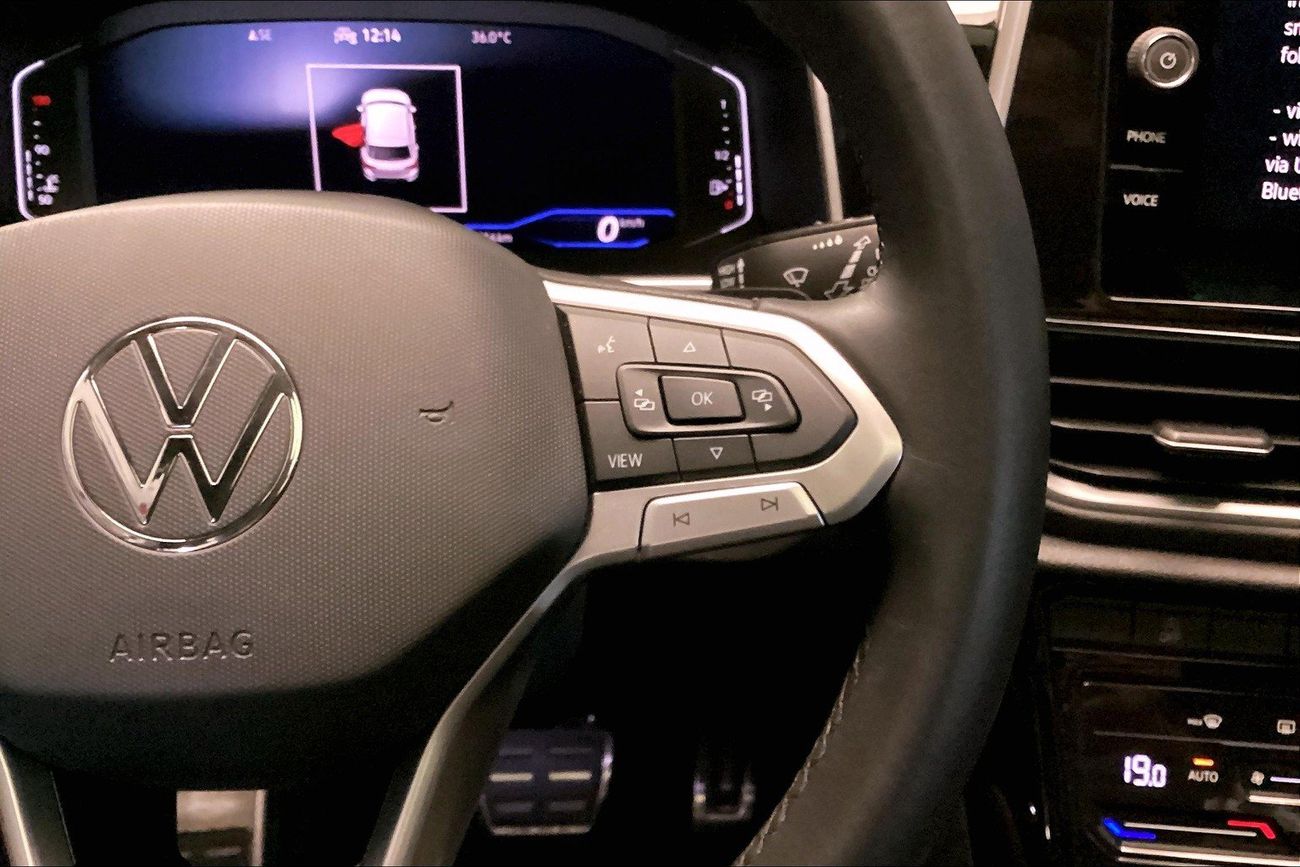 Volkswagen T ROC R-Line | Guaranteed Warranty | 0 Down Payment