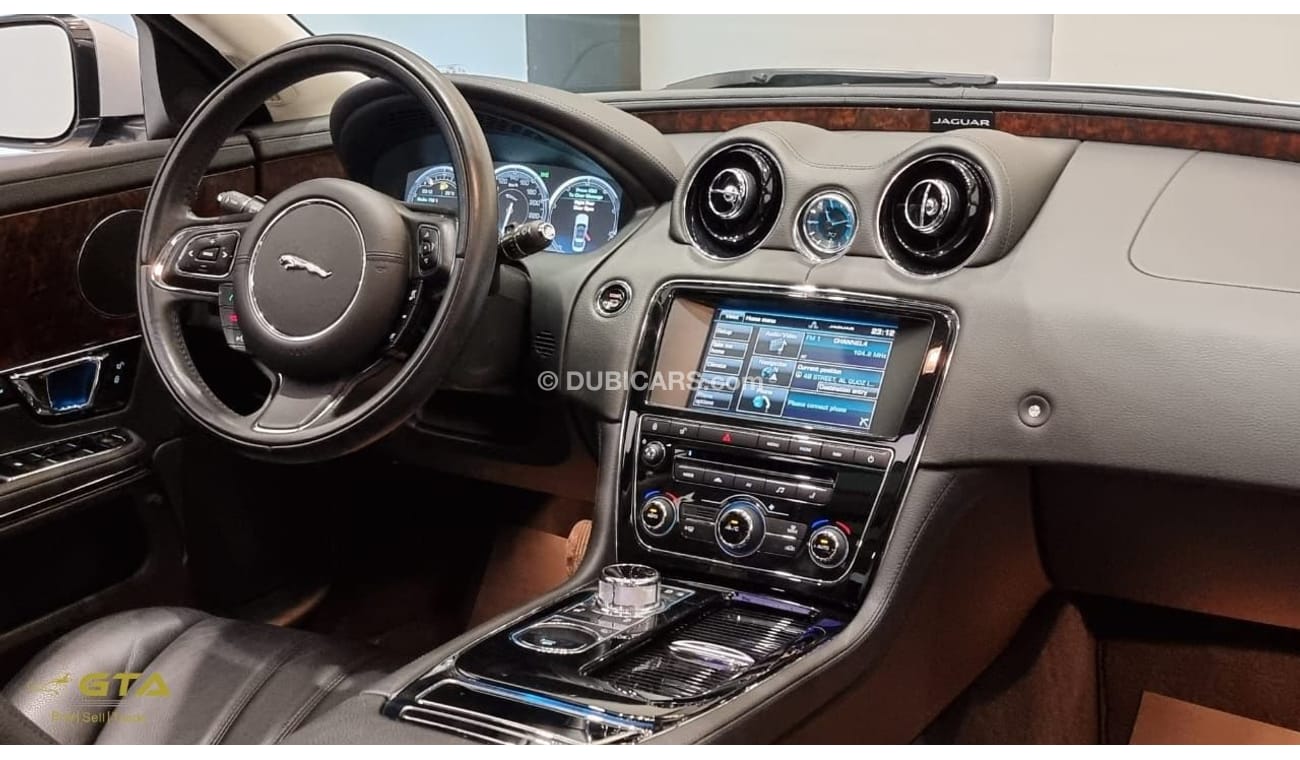 Jaguar XJ 2015 Jaguar XJ, Luxury edition, Full Jaguar Service History , GCC