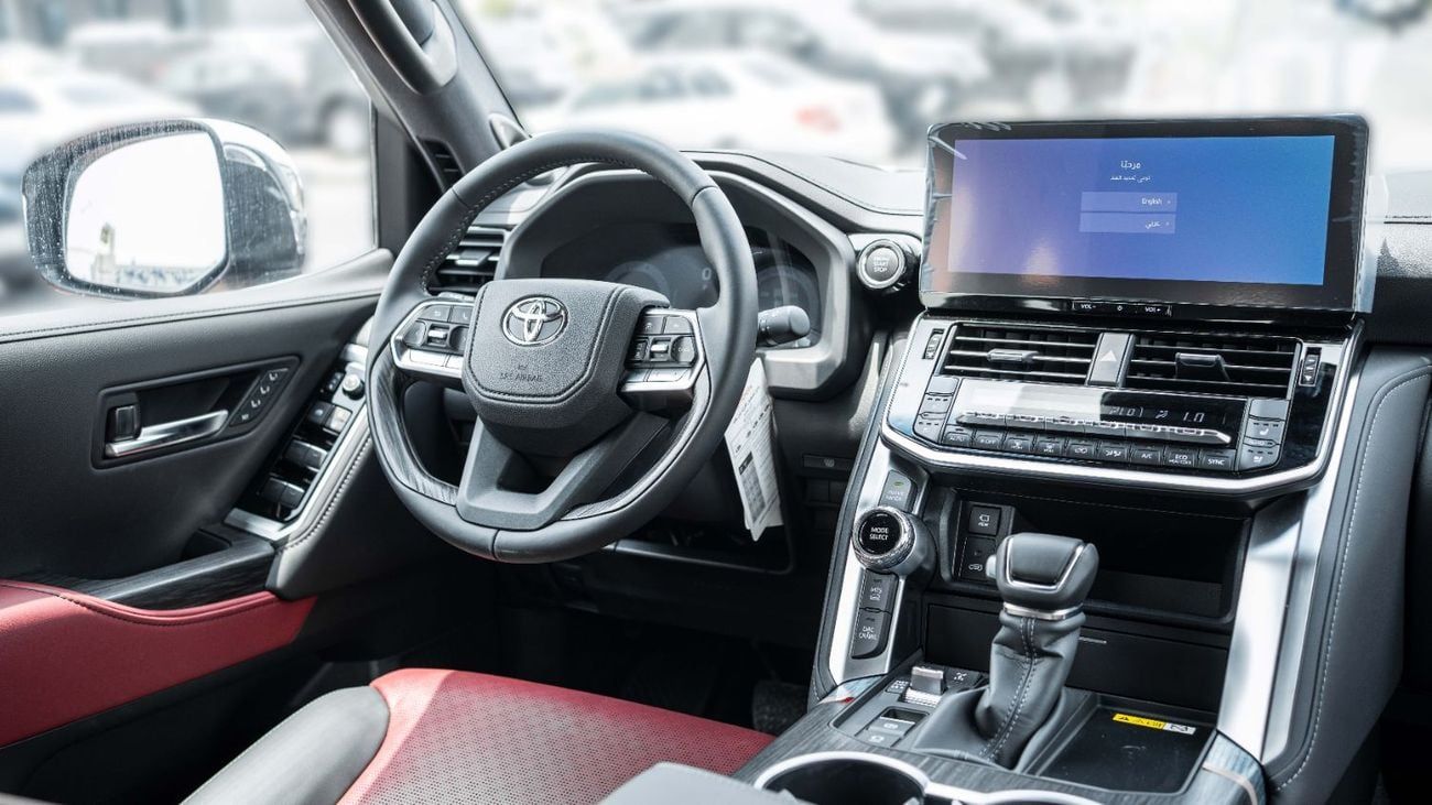 تويوتا لاند كروزر 2025 Toyota Land Cruiser VXR 3.5L Twin Turbo AT Petrol (Gray)
