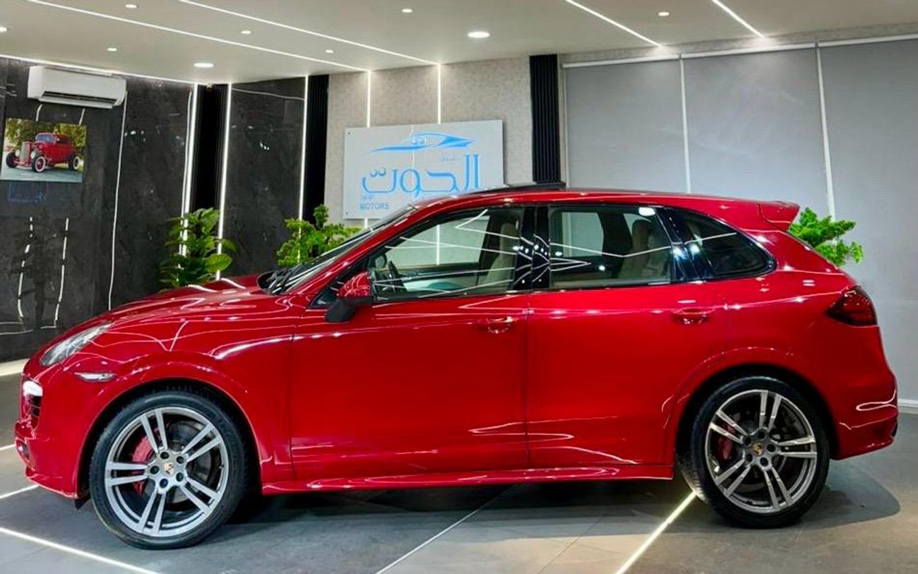 Porsche Cayenne GTS 4.8L BEST PORSCHE CAYENNE GTS I| FULL OPTIONS || GCC || FREE ACCIDENTS || WELL MAINTAINED