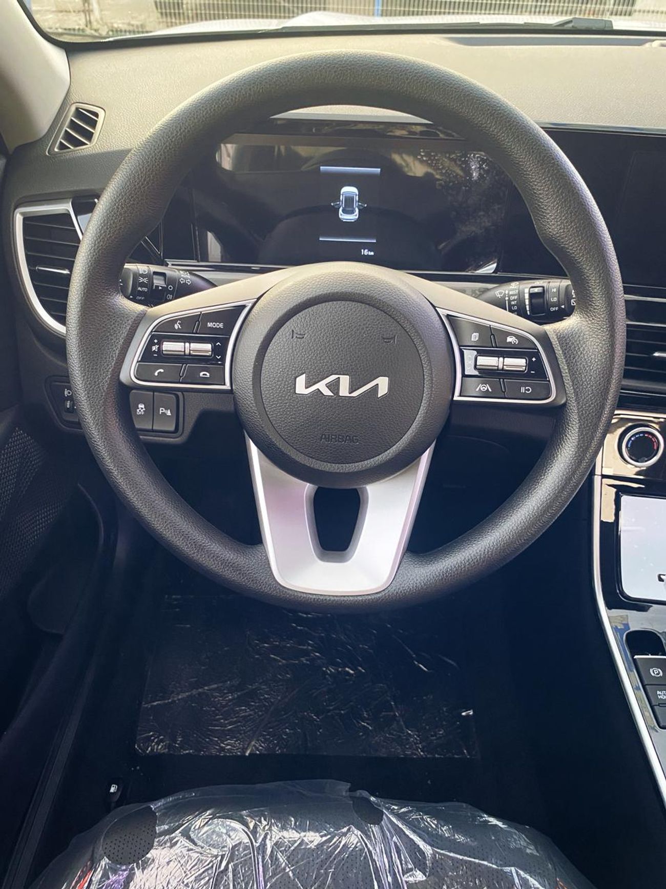 كيا سيلتوس Std 1.6L (123 HP)