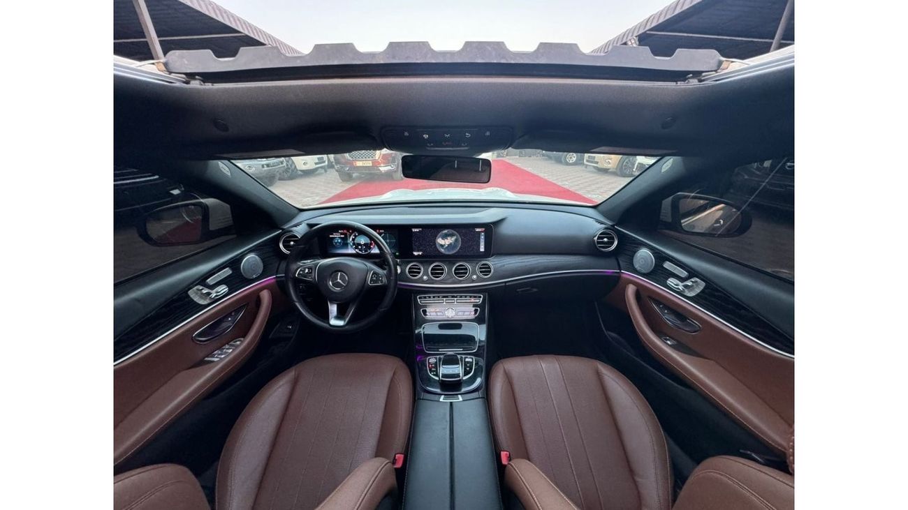 Mercedes-Benz E300 Std