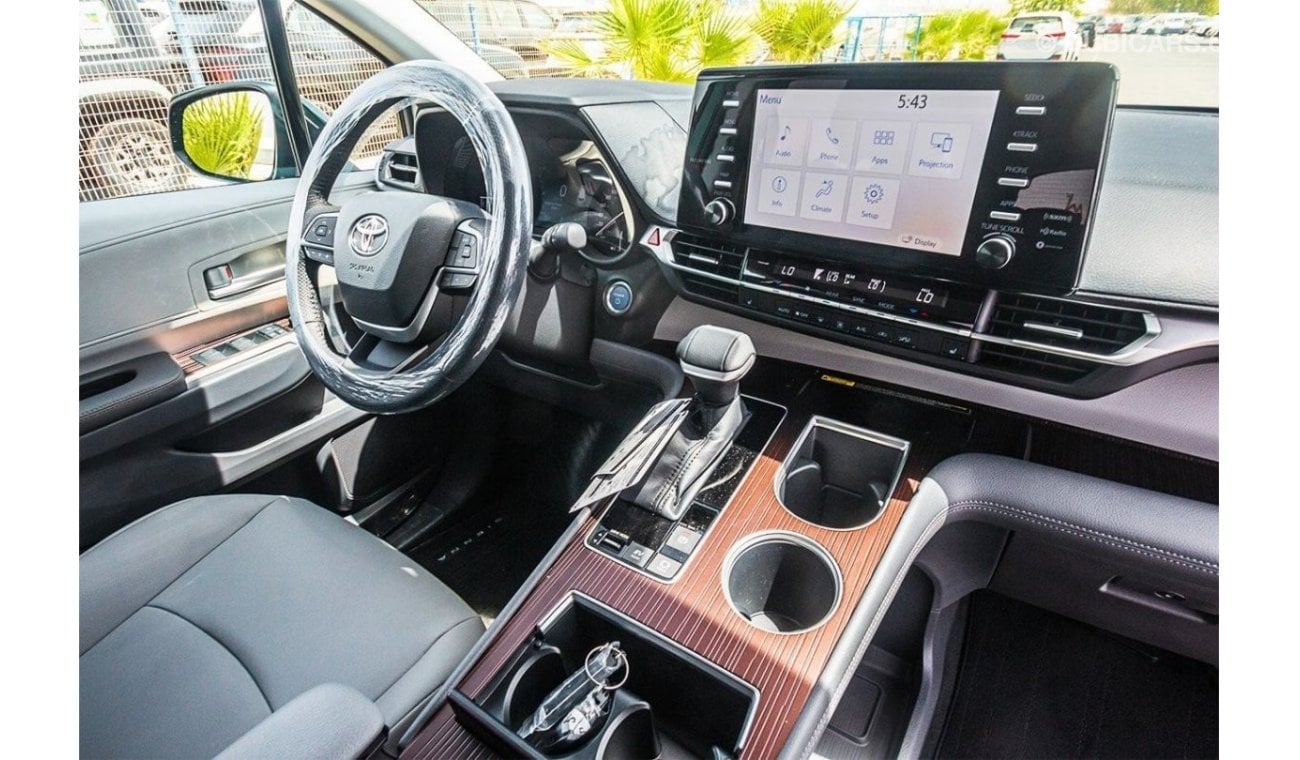 Toyota Sienna 2021 Toyota Sienna 2.5L Hybrid XLE AWD | Fuel Efficient MPV | 6 Seats